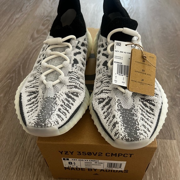 adidas gazelle silver green womens adidas Yeezy 350 V2 CMPCT Slate Panda – Court Order